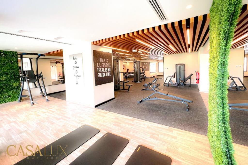 Lovely Big Studio W/ Burj Khalifa View In Downtown Dubai Exterior foto